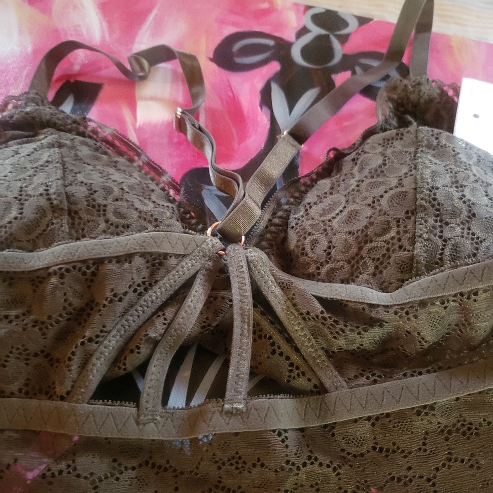 Bralette - Picture 5 of 6